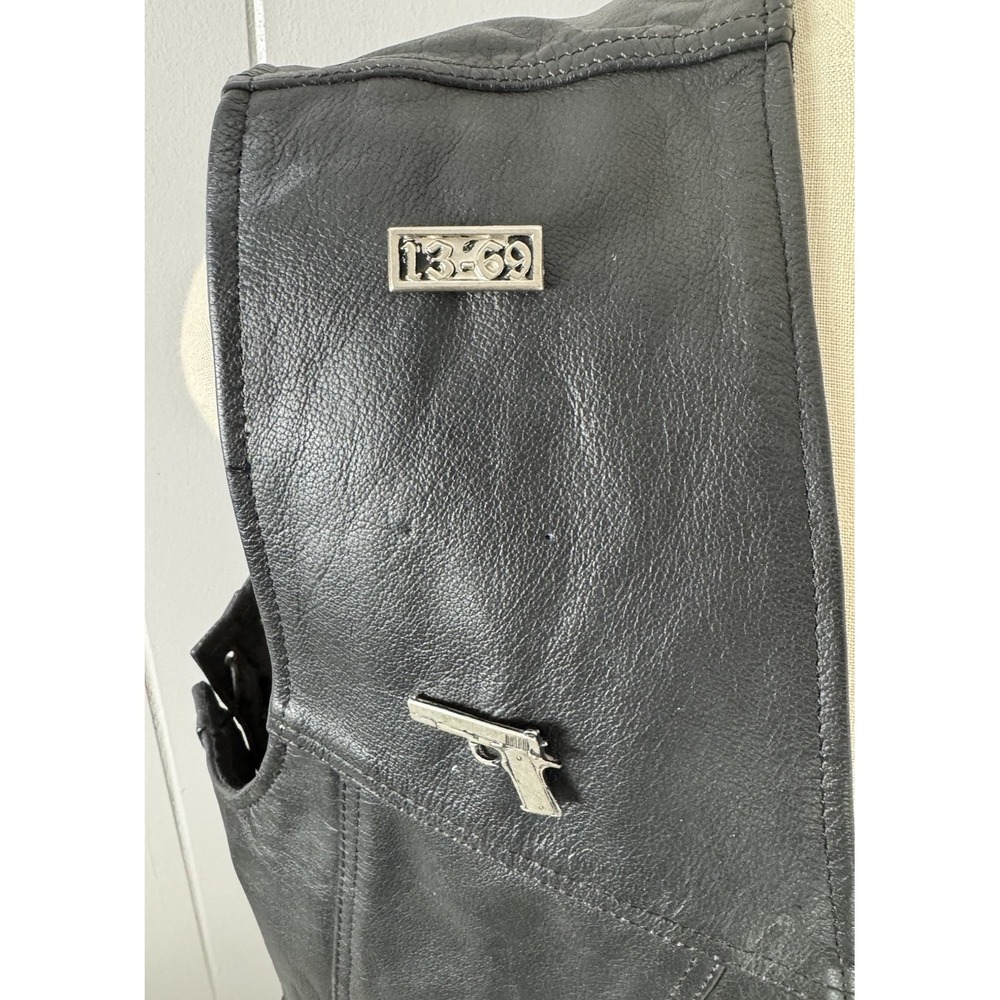 Unik Premium Leather Vest Men's Size XL Black Classic Biker Motorcycle With Pins - Picture 4 of 12